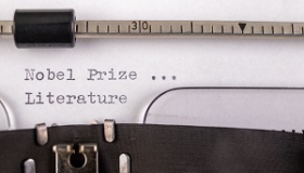 maszyna do pisania nagroda nobla